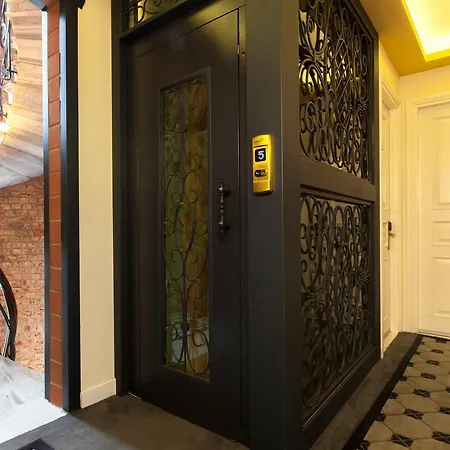 Hotel Pera Parma