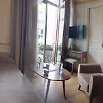 Pera Parma Hotel