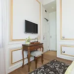 Pera Parma Hotel 3*