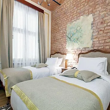 Pera Parma Istanbul