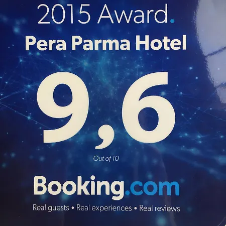 Pera Parma מלון 3*