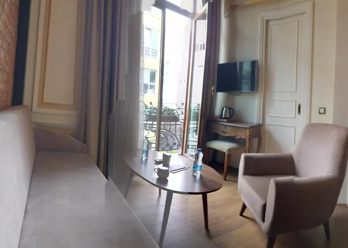 ホテル ペラ パルマ 3*