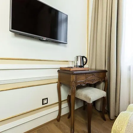 ペラ パルマ ホテル 3*